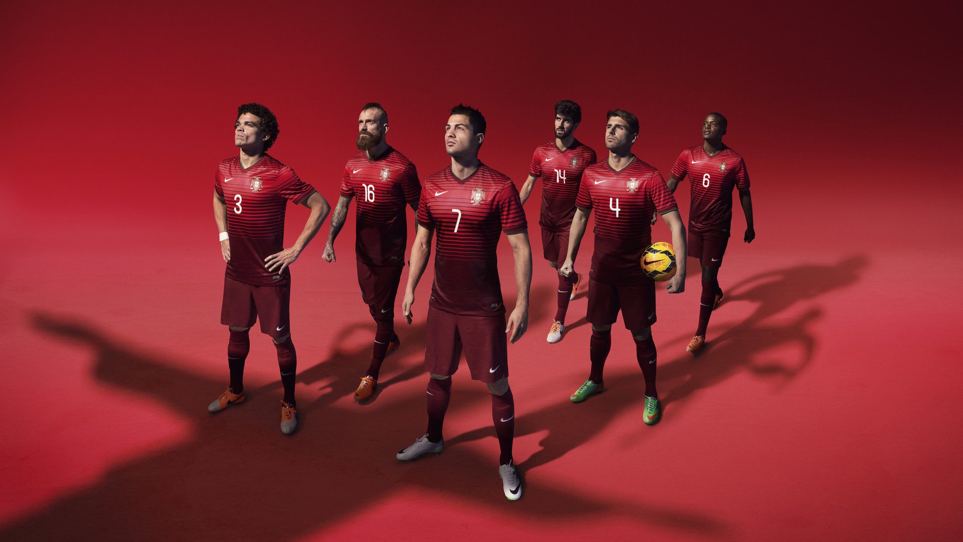 开云体育保障-日本队客场战胜韩国，士气大振，日本对战韩国足球